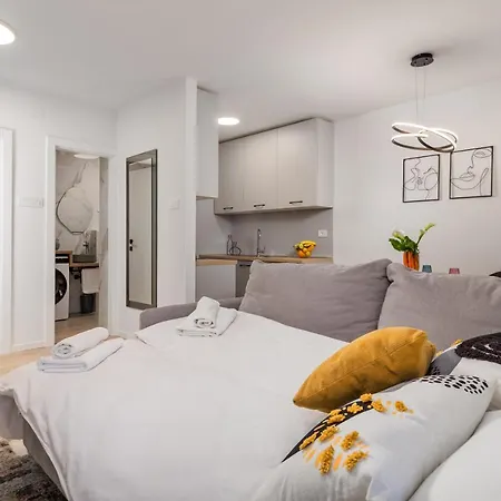 Modern Di Piu Daire Rijeka