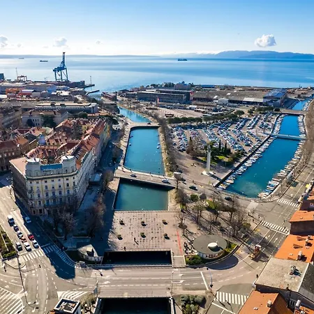 Daire Modern Di Piu Rijeka