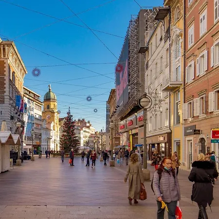 Modern Di Piu Daire *