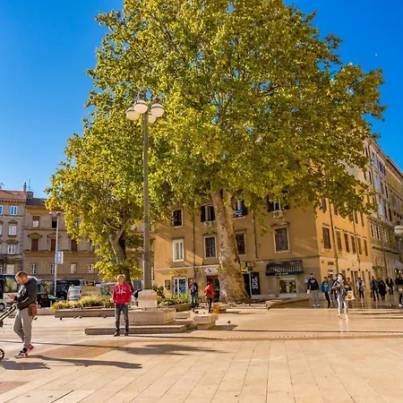 Modern Di Piu Daire Rijeka