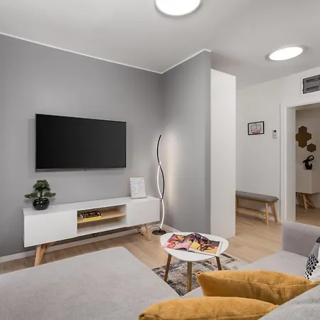 Apartment Modern Di Piu With Free 20m2 Garage Parking Rijeka